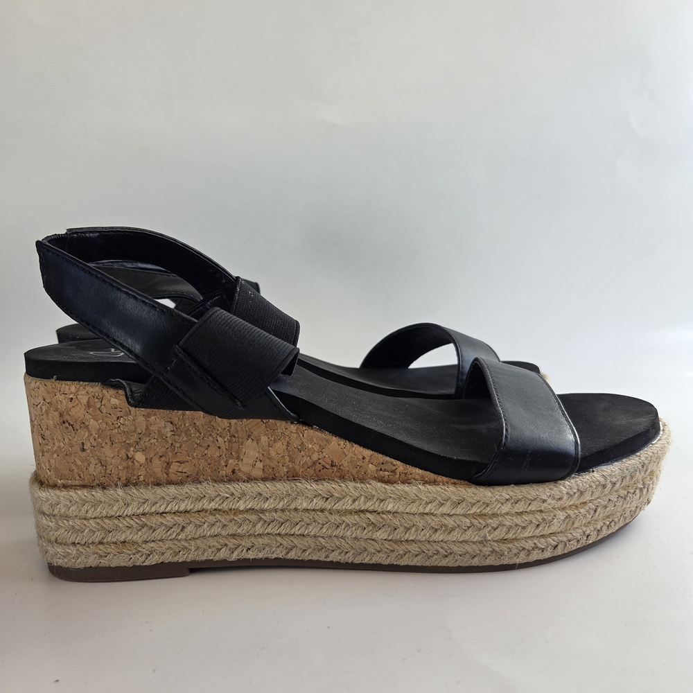 Black Platform Sandals